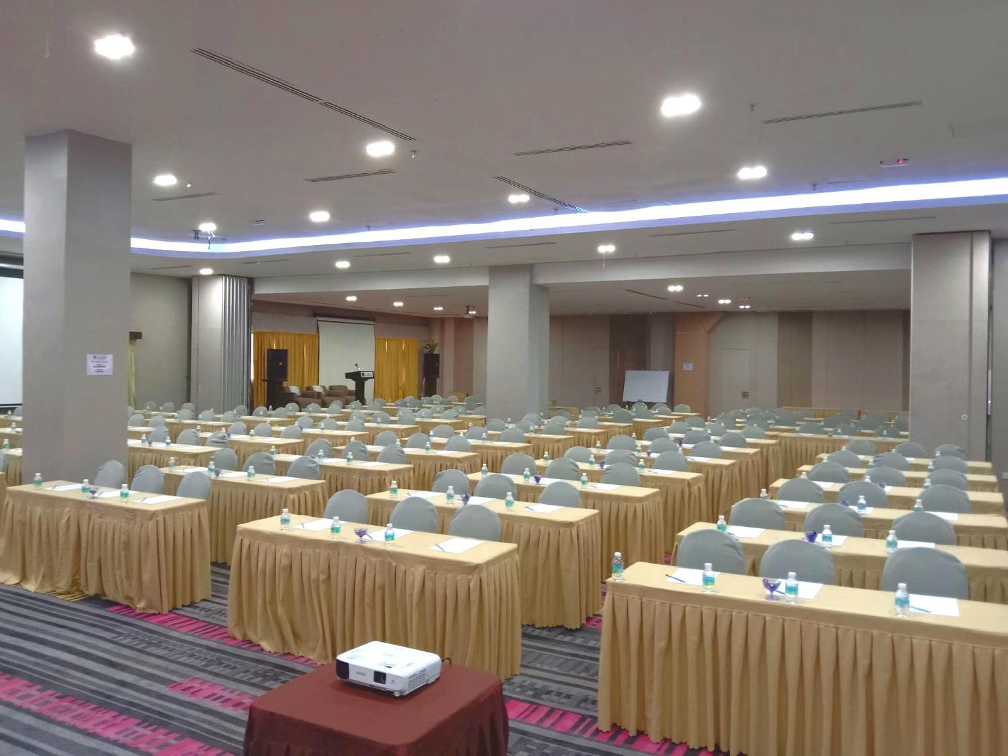Hotel Langkasuka Langkawi Kuah Eksteriør billede